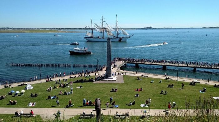 castle island pier boston