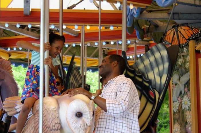 boston-greenway-carousel-dad-child