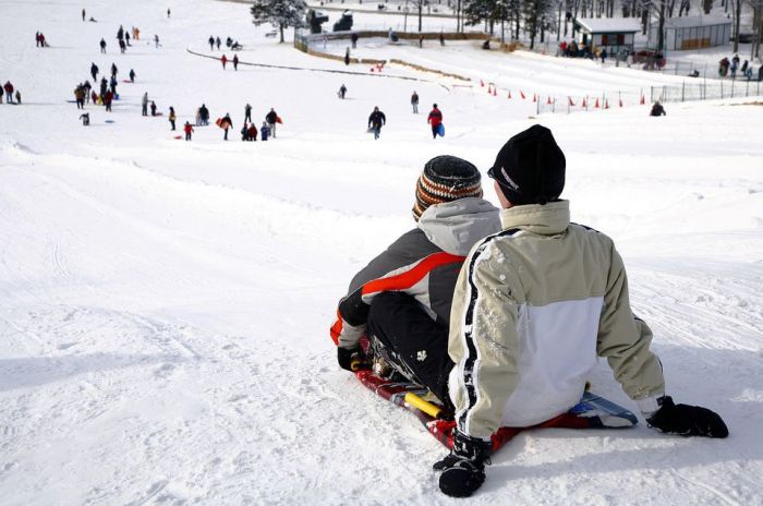 snow-tubing-near-boston