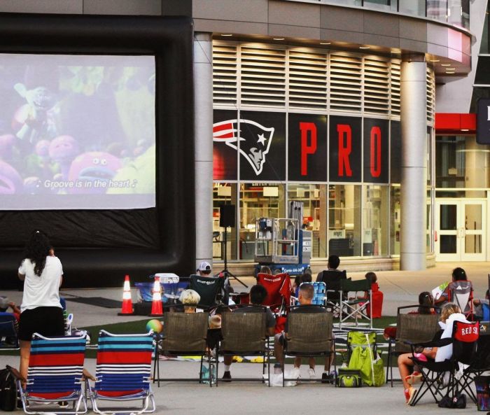 summer flicks at patriot place