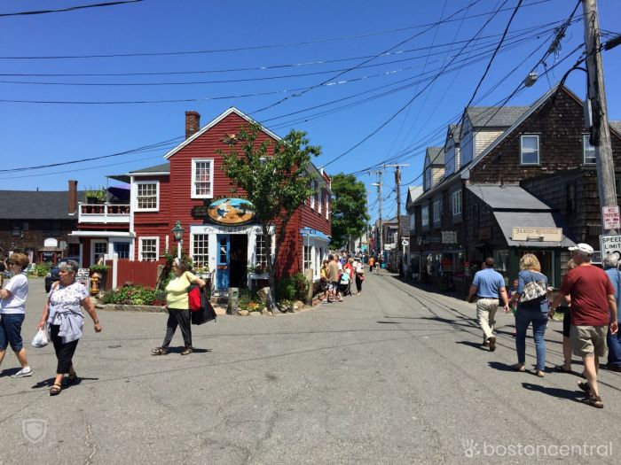 Rockport Bears Neck Shopping Boston Day Trip