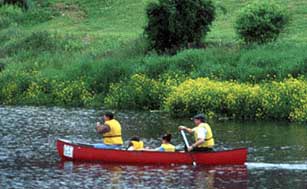 community canoeing in massachusetts photo