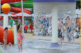 liquid planet water park photo