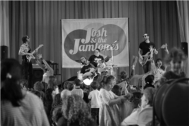 josh  the jamtones concert photo