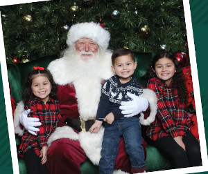 santa visits the shops at chestnut hill photo