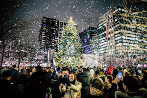 seaport snowport holiday tree lighting photo