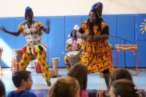 bamidele dancers  drummers wongailets go photo