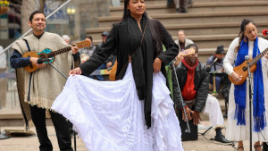 cinco de mayo in downtown crossing photo